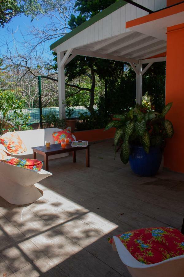 Le Cocon Hotel Le Moule Luaran gambar